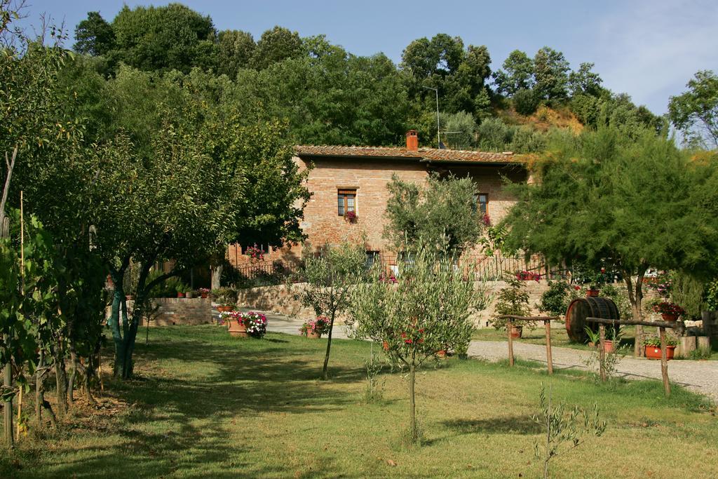 Podere Il Pero Сиена Экстерьер фото