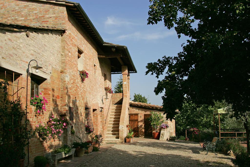 Podere Il Pero Сиена Экстерьер фото