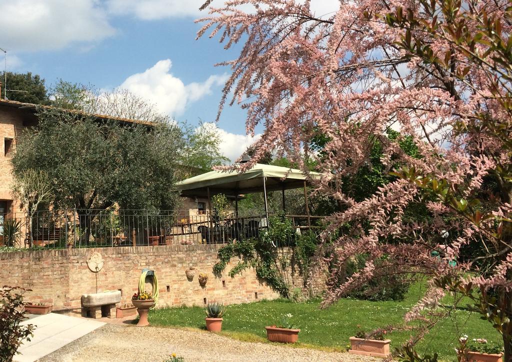 Podere Il Pero Сиена Экстерьер фото